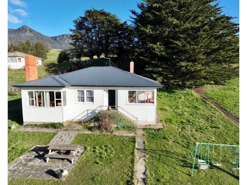 64 Creeleys Road, Western Creek TAS 7304