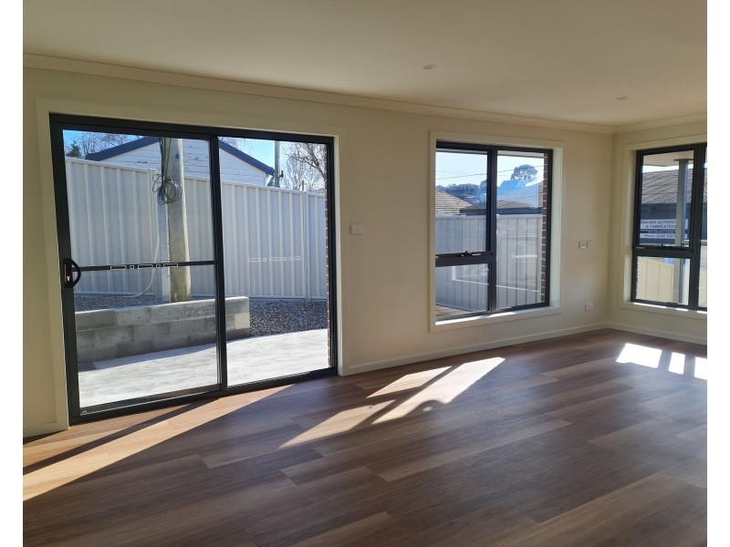 1/16 West Barrack Street, Deloraine TAS 7304