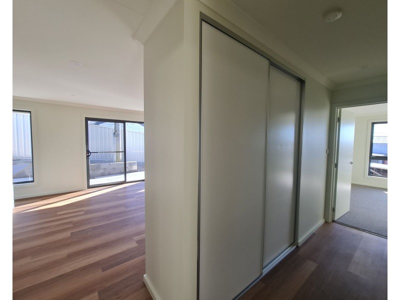 1/16 West Barrack Street, Deloraine TAS 7304