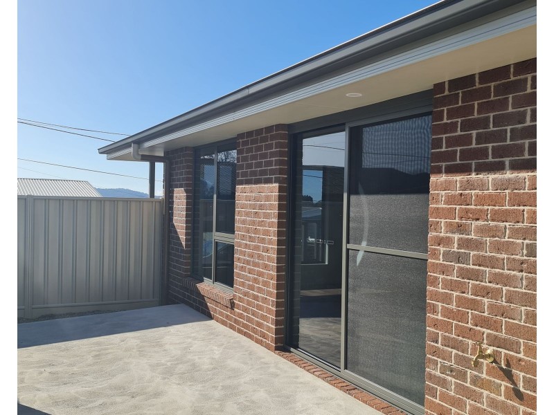 1/16 West Barrack Street, Deloraine TAS 7304