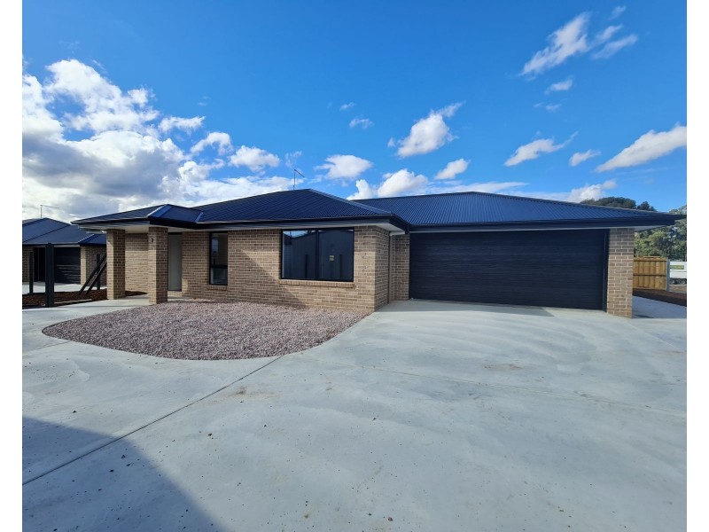 2/176 Freshwater Point Road, Legana TAS 7277