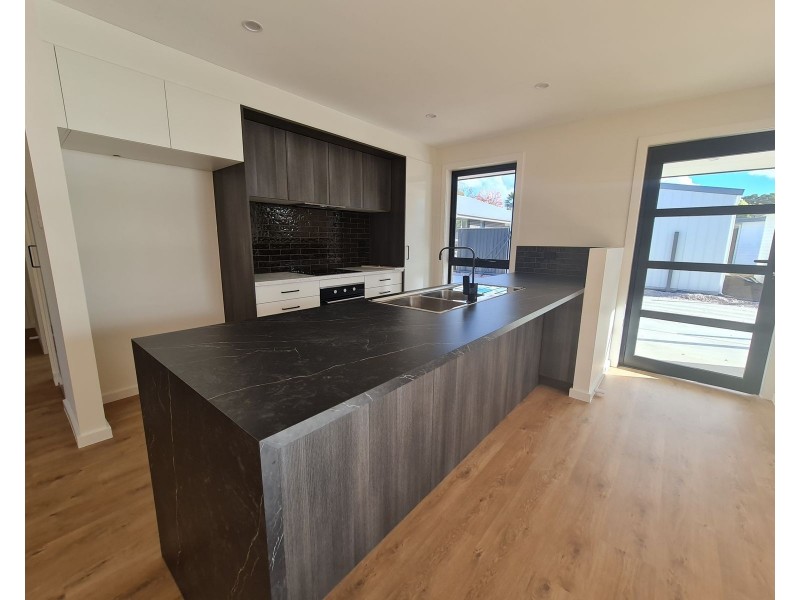 2/176 Freshwater Point Road, Legana TAS 7277