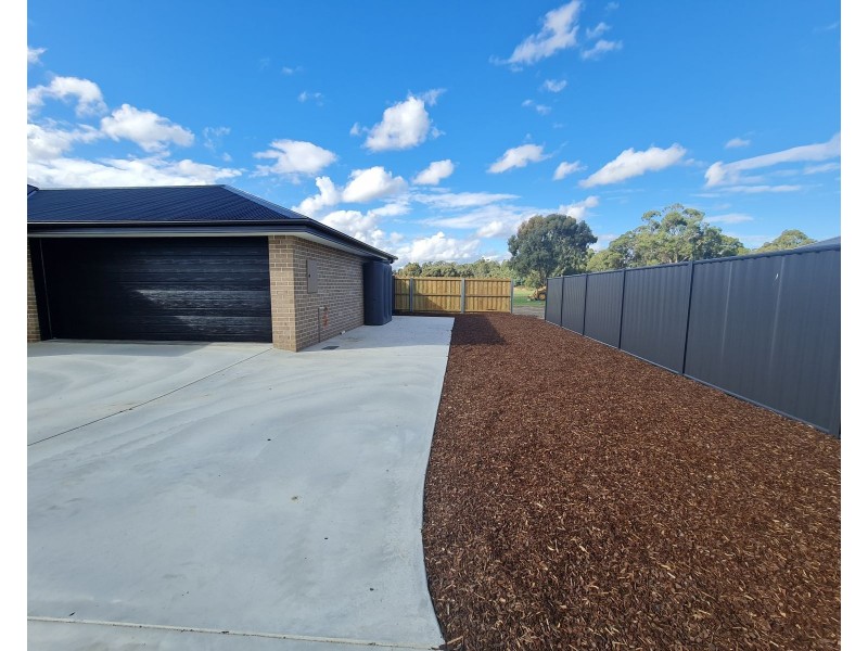 2/176 Freshwater Point Road, Legana TAS 7277