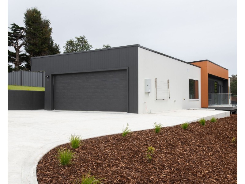 2/17 Wildmore Crescent, Exeter TAS 7275