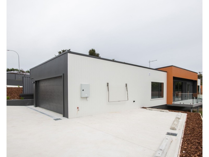 2/17 Wildmore Crescent, Exeter TAS 7275