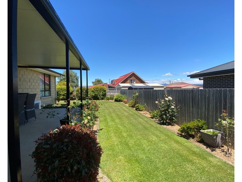 6 Winter St, Deloraine TAS 7304