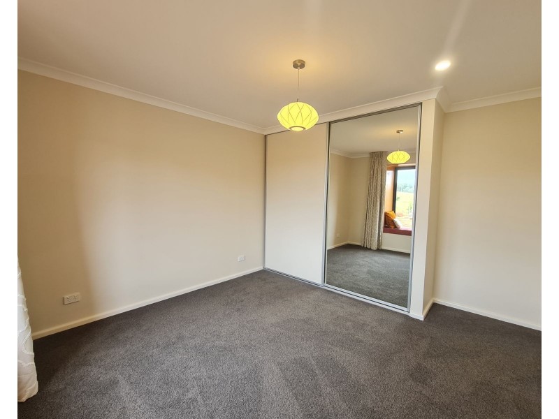 4 Smith Street, Deloraine TAS 7304