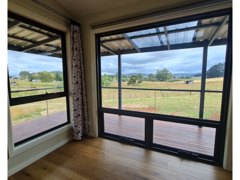 4 Smith Street, Deloraine TAS 7304