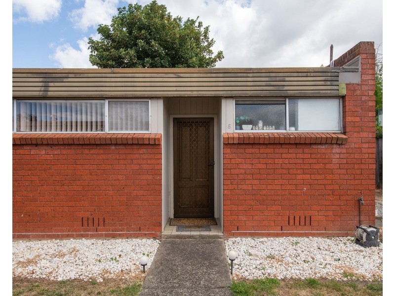 5/5A Campbell St, Newstead TAS 7250