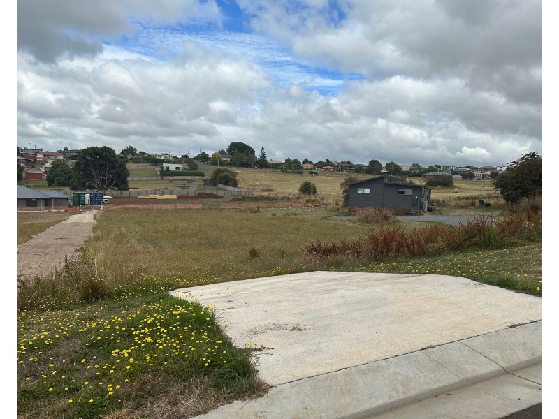 76 West Barrack Street, Deloraine TAS 7304
