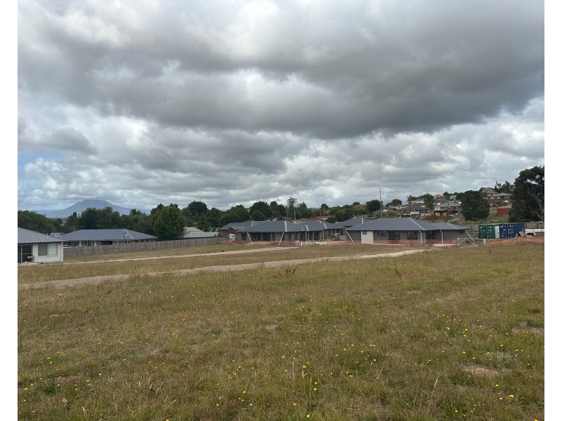 76 West Barrack Street, Deloraine TAS 7304
