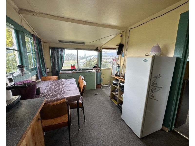 98 Pool Road, Caveside TAS 7304