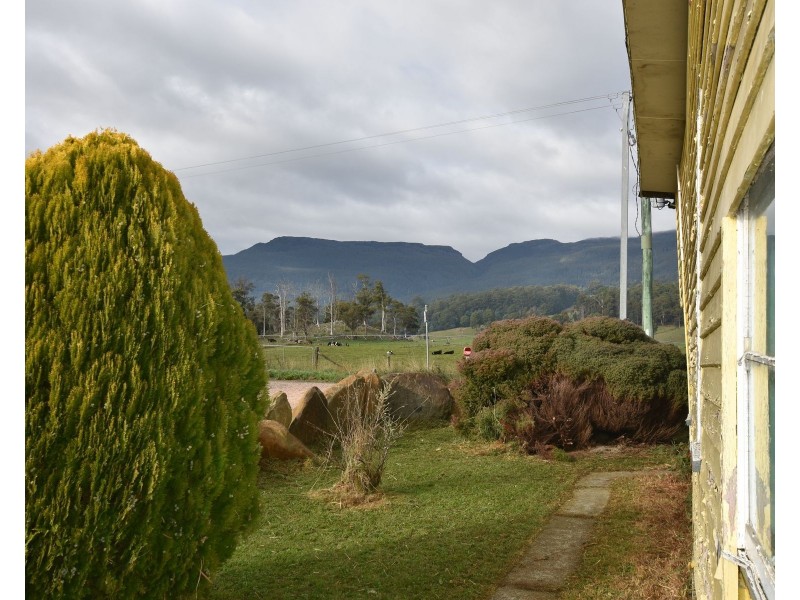 98 Pool Road, Caveside TAS 7304