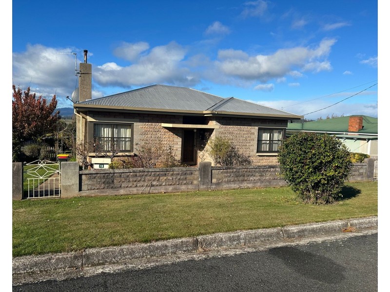 48 Weston Street, Deloraine TAS 7304
