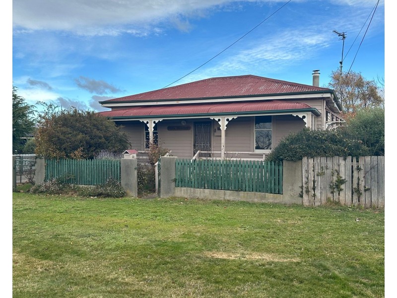 76. West Goderich Street, Deloraine TAS 7304
