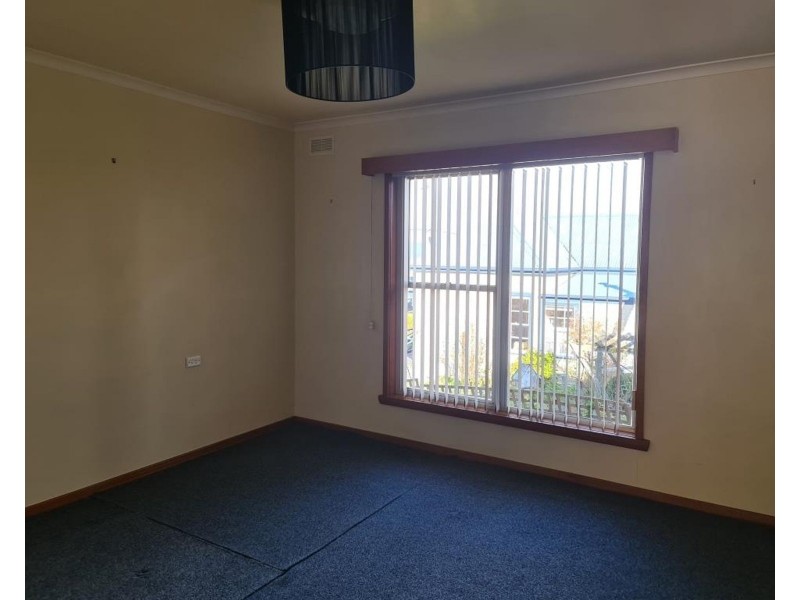 41 Weston St,, Deloraine TAS 7304