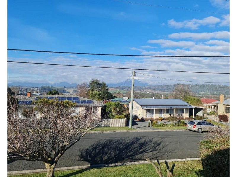 41 Weston St,, Deloraine TAS 7304