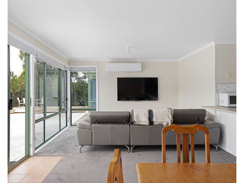 2/152 Blackstone Rd, Blackstone Heights TAS 7250