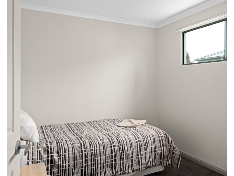 2/152 Blackstone Rd, Blackstone Heights TAS 7250