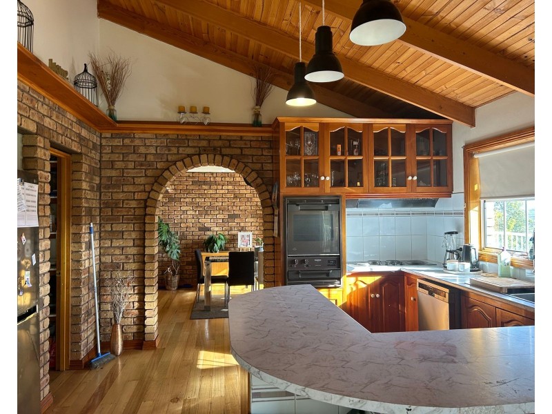 106 Pumicestone Road, Deloraine TAS 7304