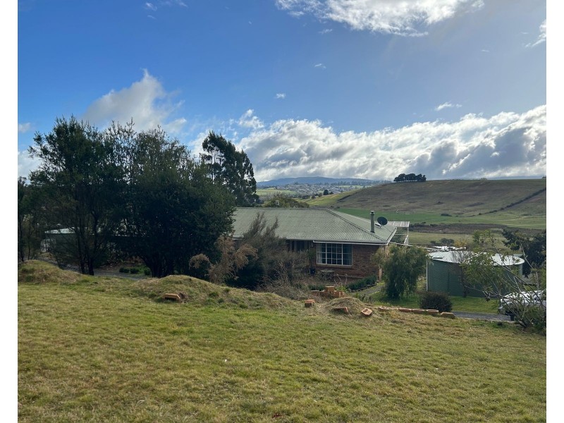 106 Pumicestone Road, Deloraine TAS 7304