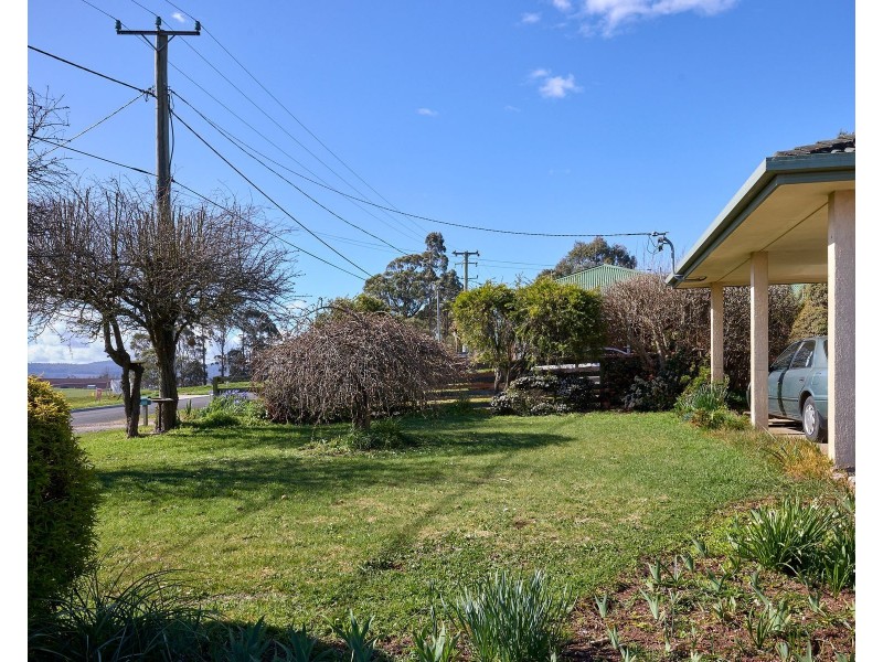 7 Gleadow Street, Deloraine TAS 7304