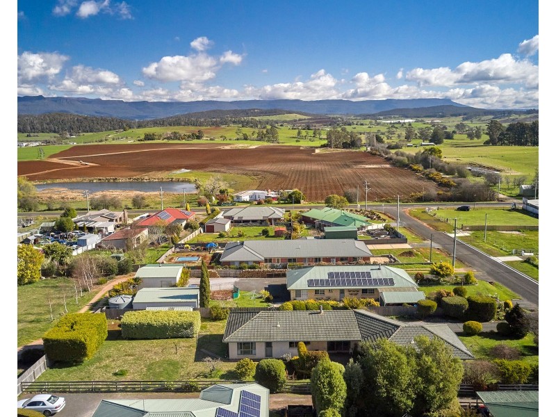 7 Gleadow Street, Deloraine TAS 7304