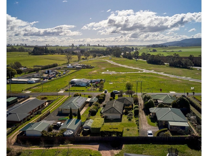 7 Gleadow Street, Deloraine TAS 7304