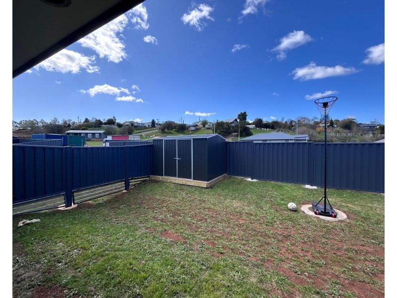 7/70 West Barrack St, Deloraine TAS 7304