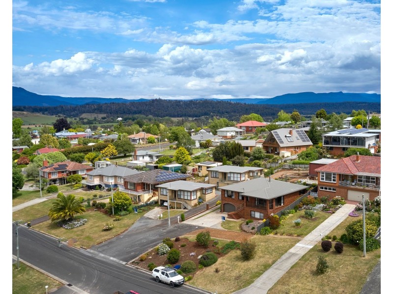 58 West Church Street, Deloraine TAS 7304