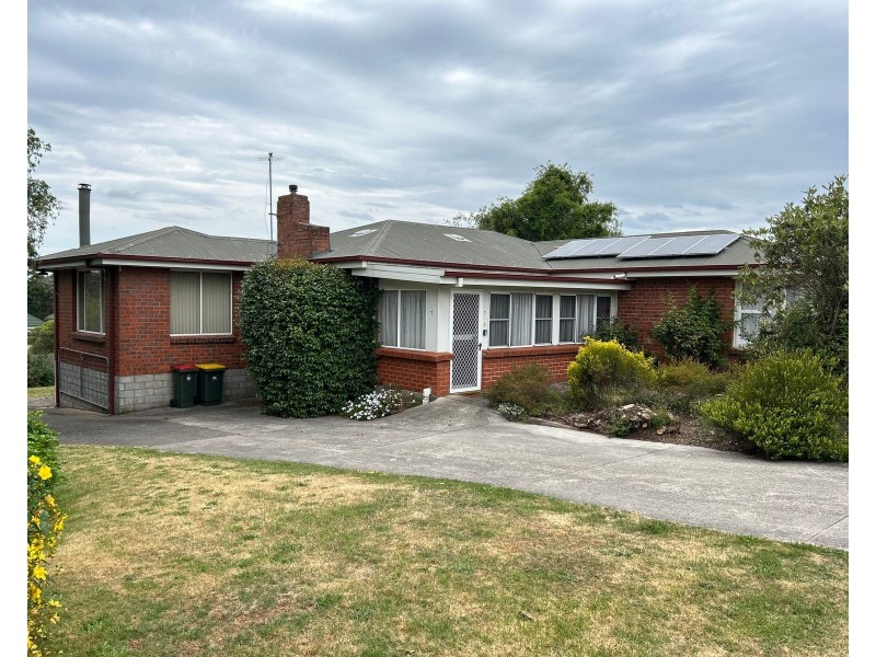 7 Best Street, Deloraine TAS 7304