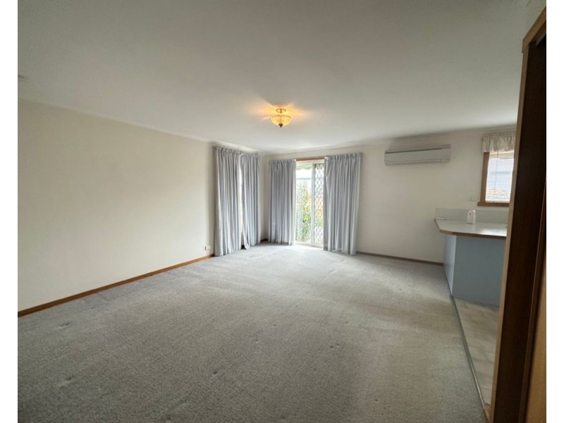 2/28 Franklin Street, Westbury TAS 7303