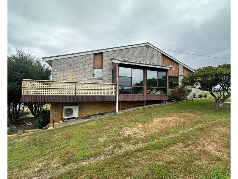 28 McNeill Street, Mole Creek TAS 7304
