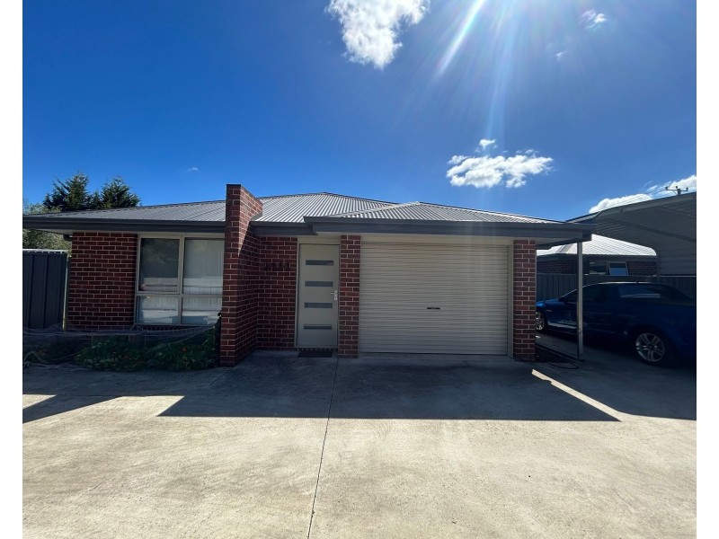 2/24 William Street, Westbury TAS 7303