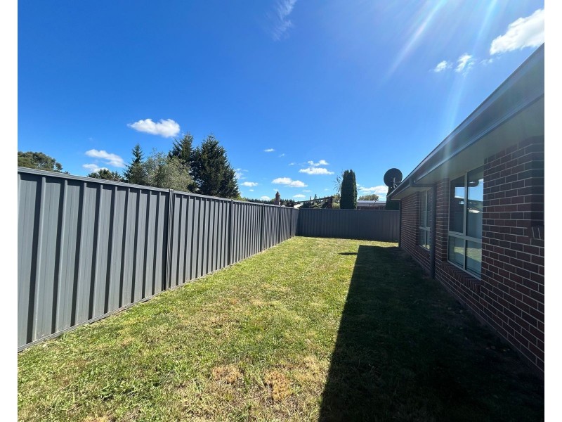 2/24 William Street, Westbury TAS 7303