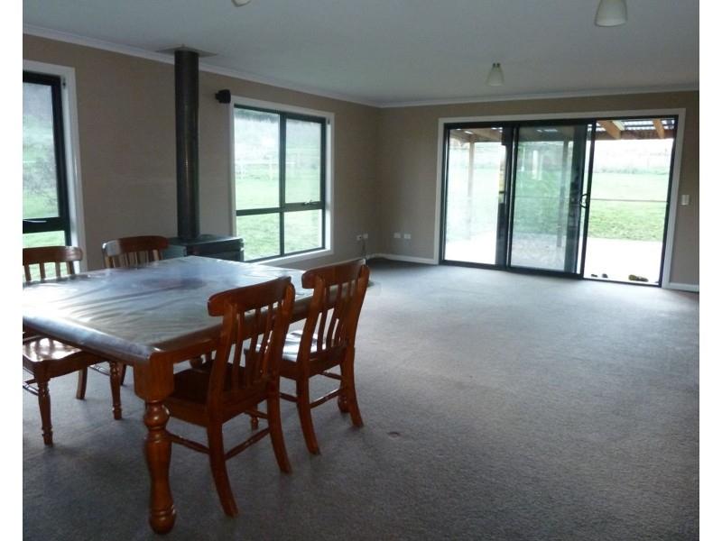2/173 River Road, Deloraine TAS 7304