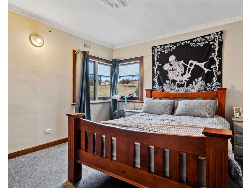 10 Knights Road, Geeveston TAS 7116