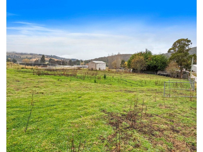 10 Knights Road, Geeveston TAS 7116