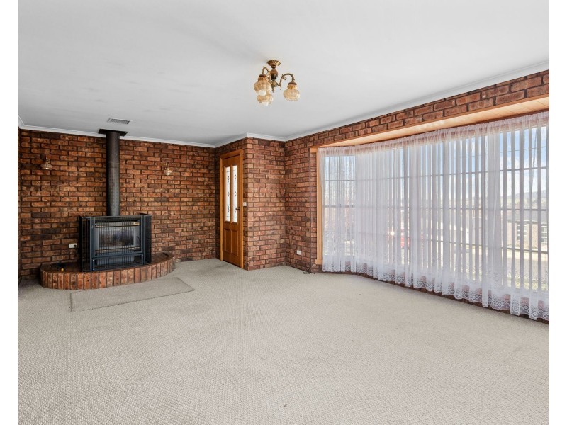 33 Dry Street, Deloraine TAS 7304