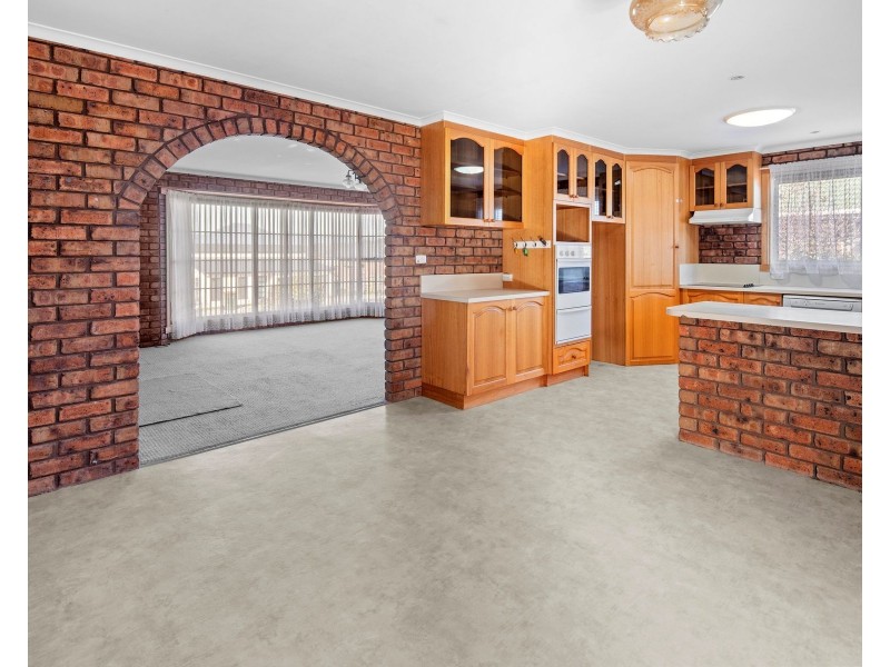 33 Dry Street, Deloraine TAS 7304