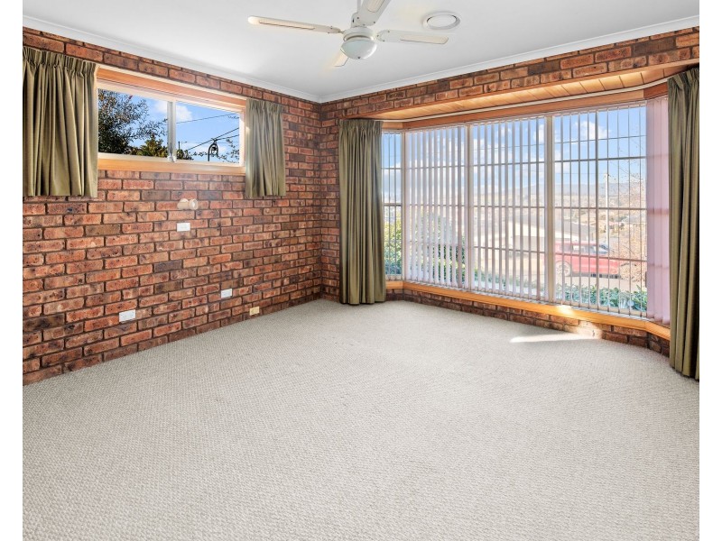 33 Dry Street, Deloraine TAS 7304