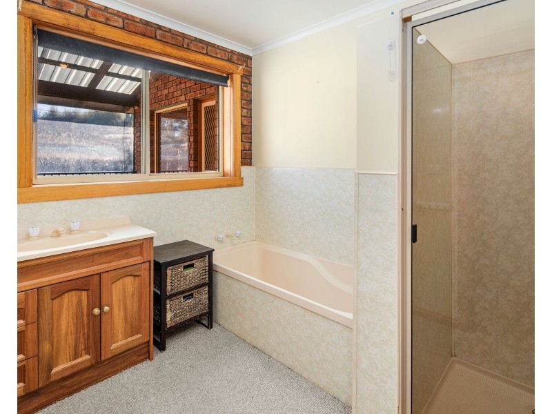 33 Dry Street, Deloraine TAS 7304