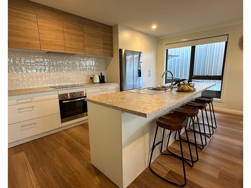 2/16 West Barrack Street, Deloraine TAS 7304