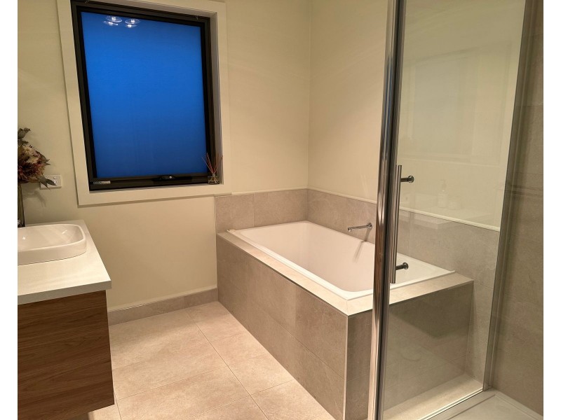 2/16 West Barrack Street, Deloraine TAS 7304