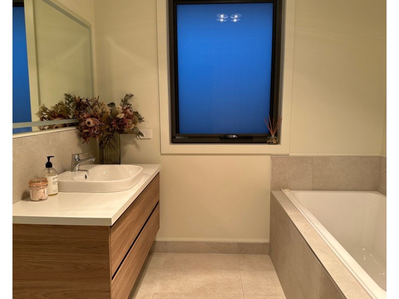 2/16 West Barrack Street, Deloraine TAS 7304