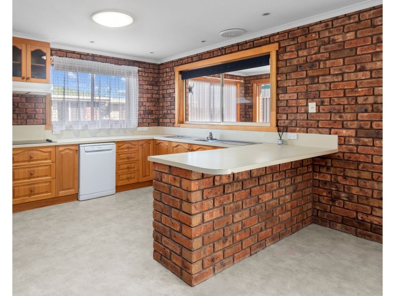 33 Dry Street, Deloraine TAS 7304