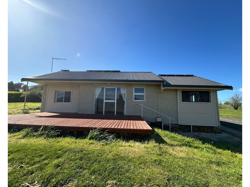 50 Deviation Road, Westbury TAS 7303