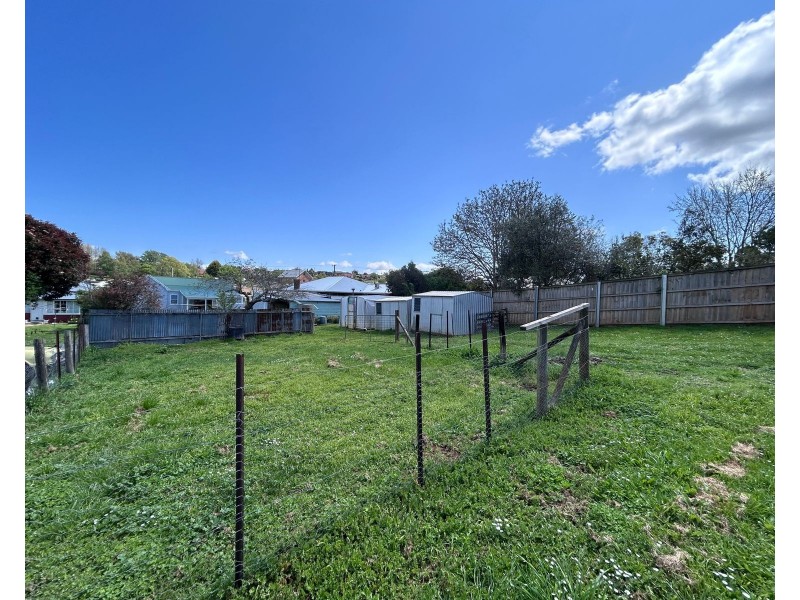 49 West Barrack Street, Deloraine TAS 7304