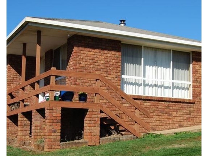 18 Winter Street, Deloraine TAS 7304