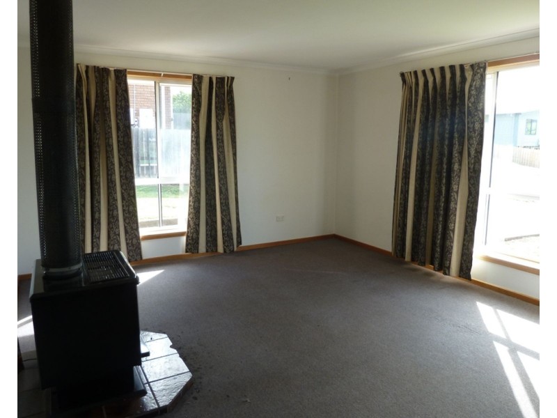18 Winter Street, Deloraine TAS 7304
